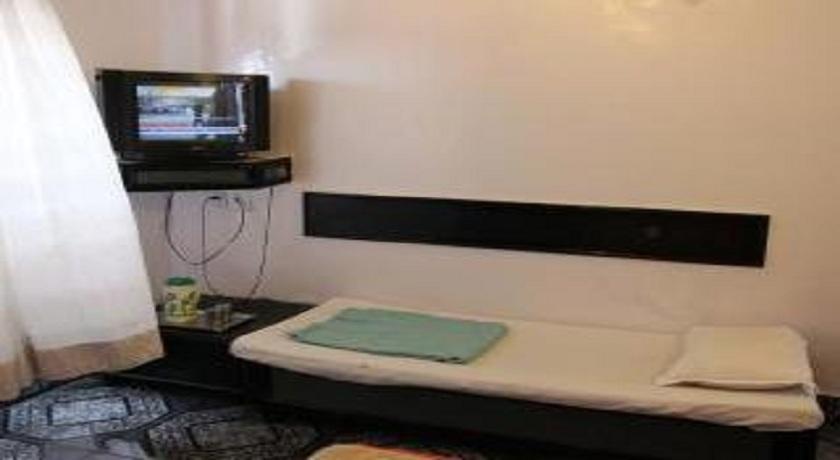 Hotel Rahil International Mahābaleshwar Екстериор снимка