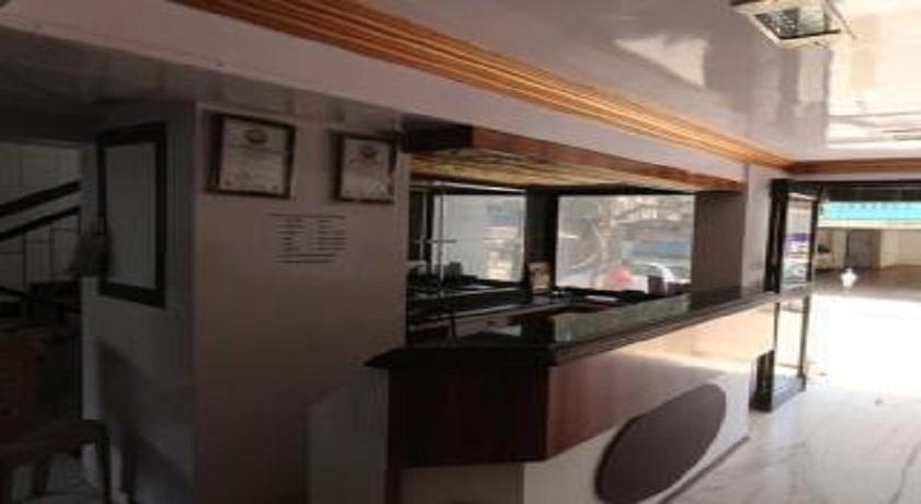 Hotel Rahil International Mahābaleshwar Екстериор снимка